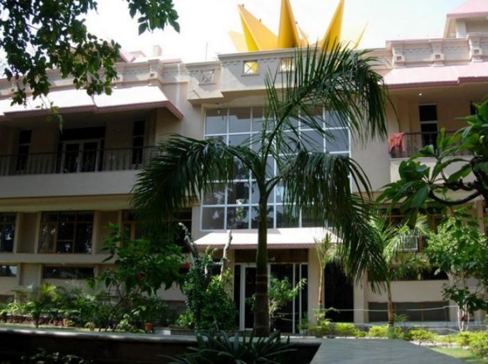 Ananda Krishna Van Vrindāvan Extérieur photo